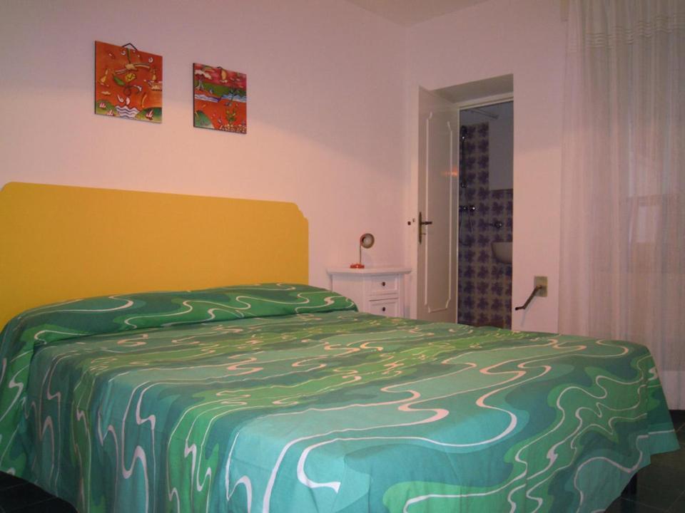 Appartamento In Villa Fortunata Terra Marina Serra Bagian luar foto