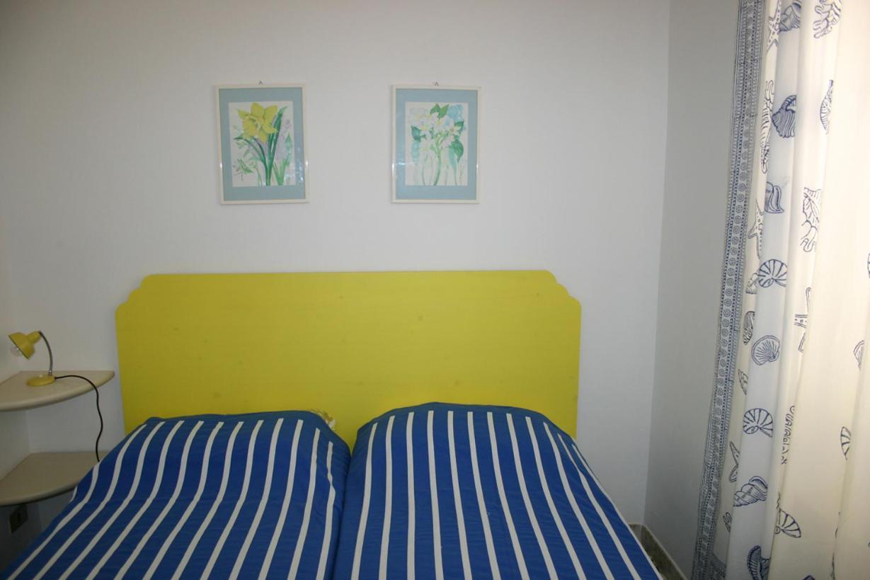 Appartamento In Villa Fortunata Terra Marina Serra Bagian luar foto